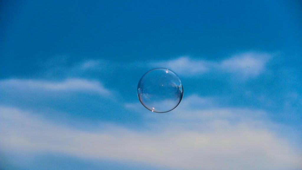 Être hypersensible et voyager avec Les Conseils Voyages d'Ely